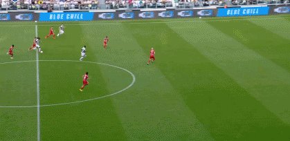 1745798639884031079.gif